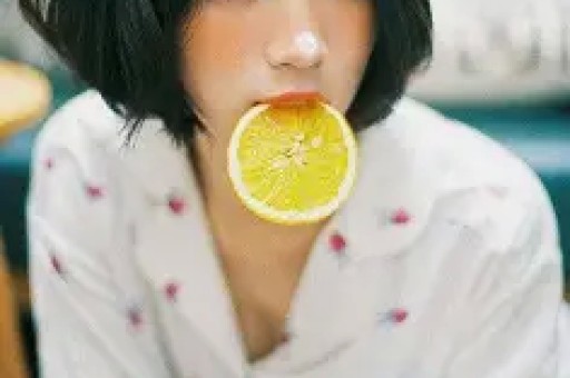“不保证大杨哥本人到场” 三只羊线下课程被指“割韭菜”：宣传视频被紧急删除网友质疑“虚假宣传？”