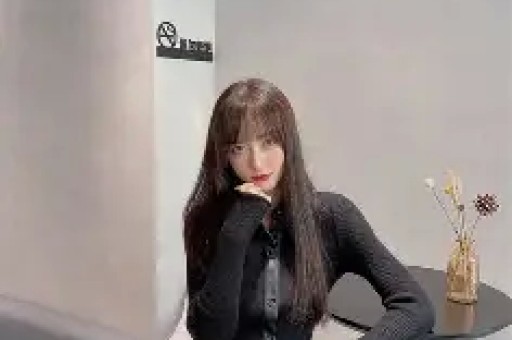 疑似时代少年团彩排间隙吃瓜许凯忘记关麦：又一个时间管理大师吗